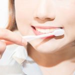 歯磨きで歯はホワイトニングできるの？ホワイトニング歯磨き粉の利用方法と本当に歯を白くする方法1